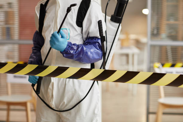 Professional Biohazard technician working in Troy, MI